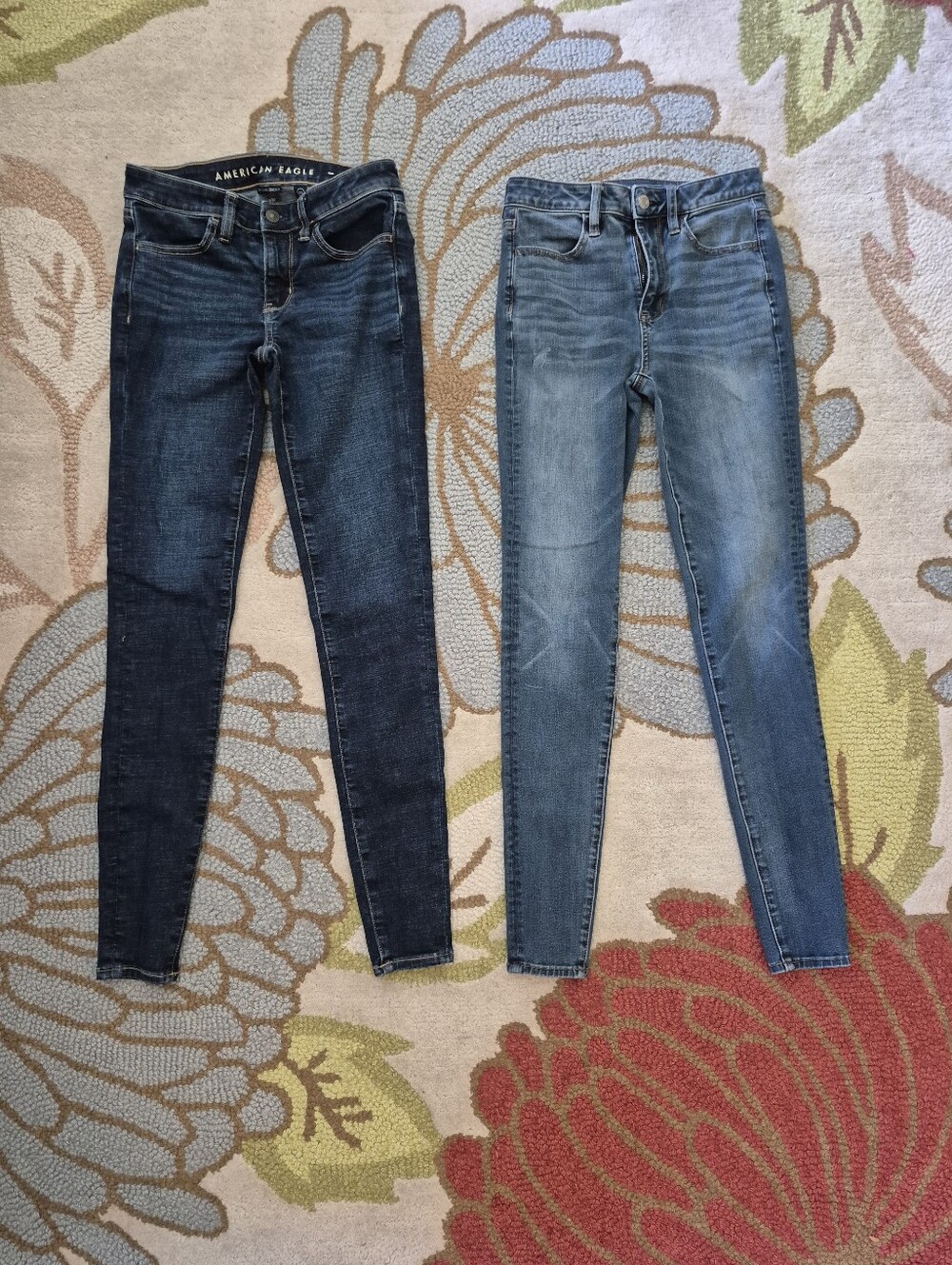 Lot Of 2 American Eagle Women's Skinny Jeans, High Rise Stretch Jeans Size 2